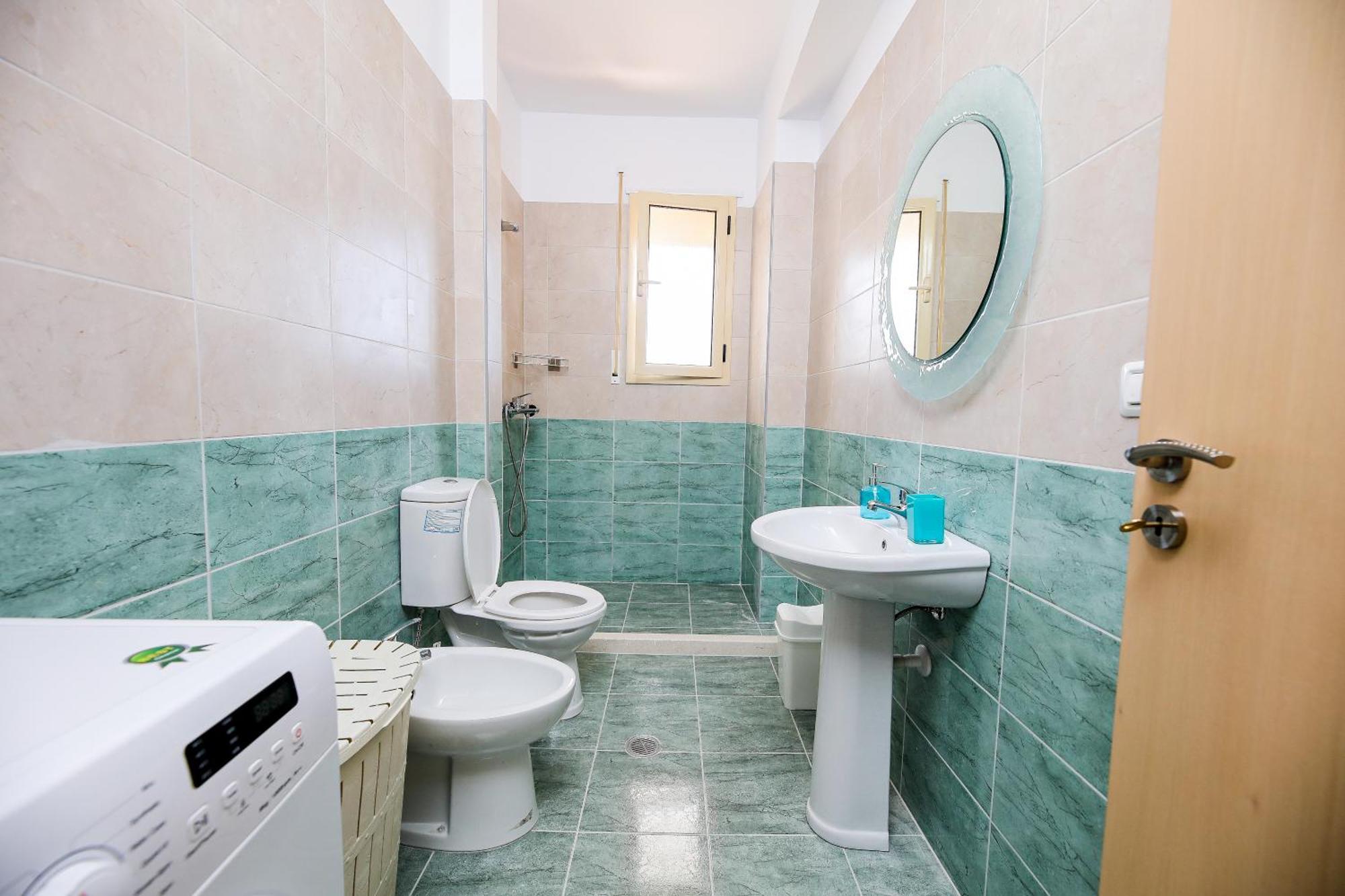 Sea Gem Apartment Vlore Bagian luar foto