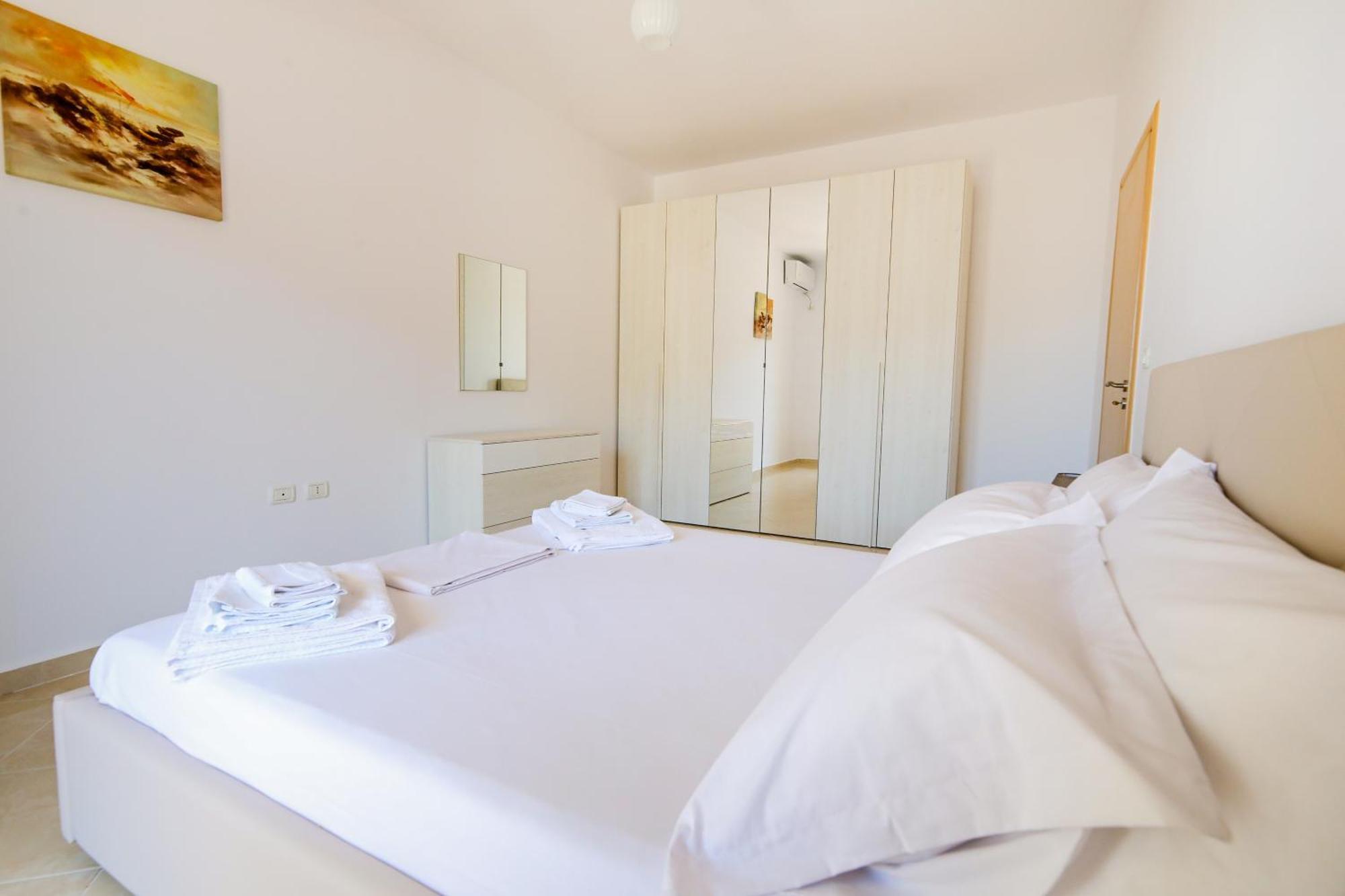 Sea Gem Apartment Vlore Bagian luar foto