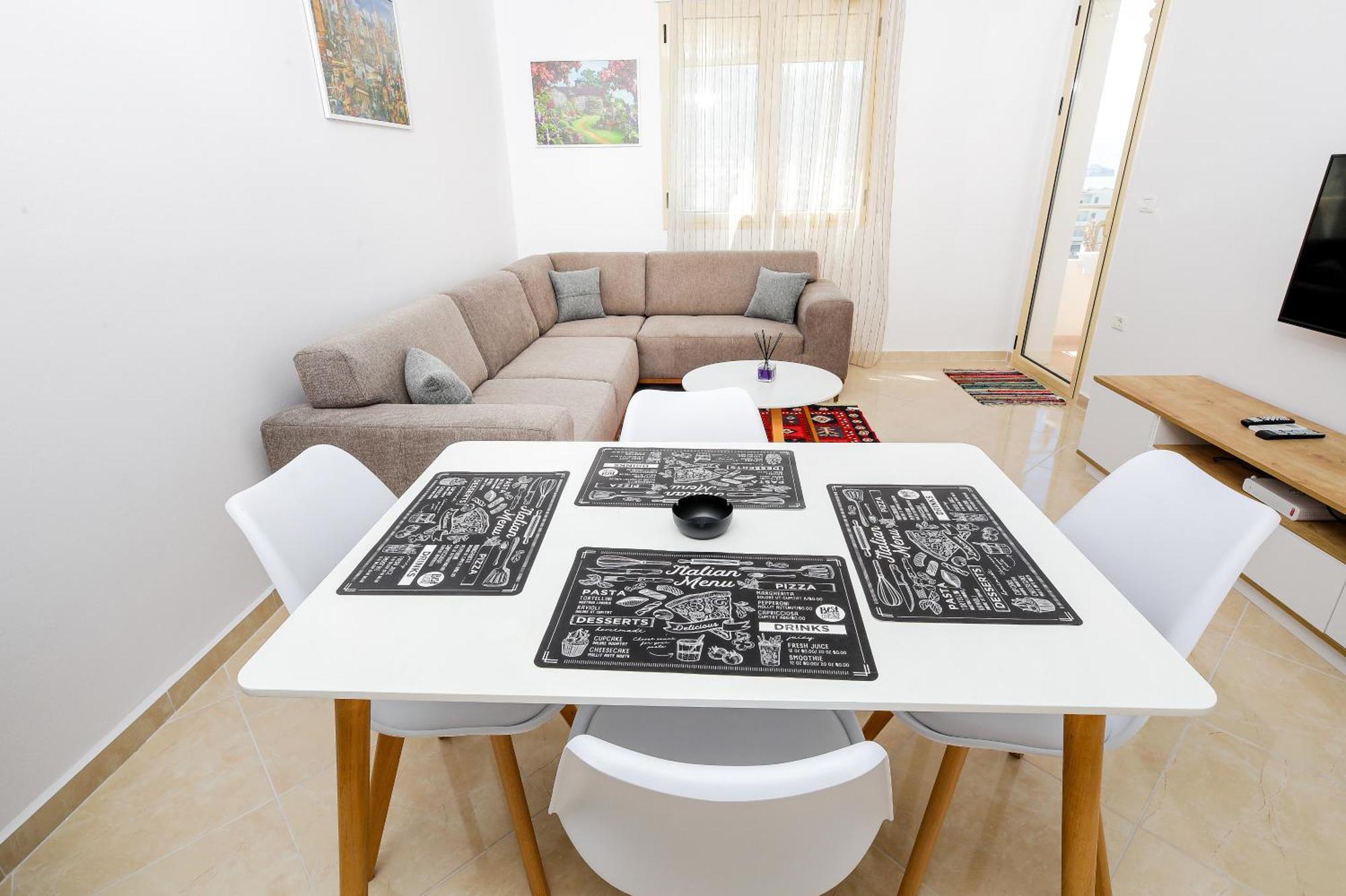 Sea Gem Apartment Vlore Bagian luar foto