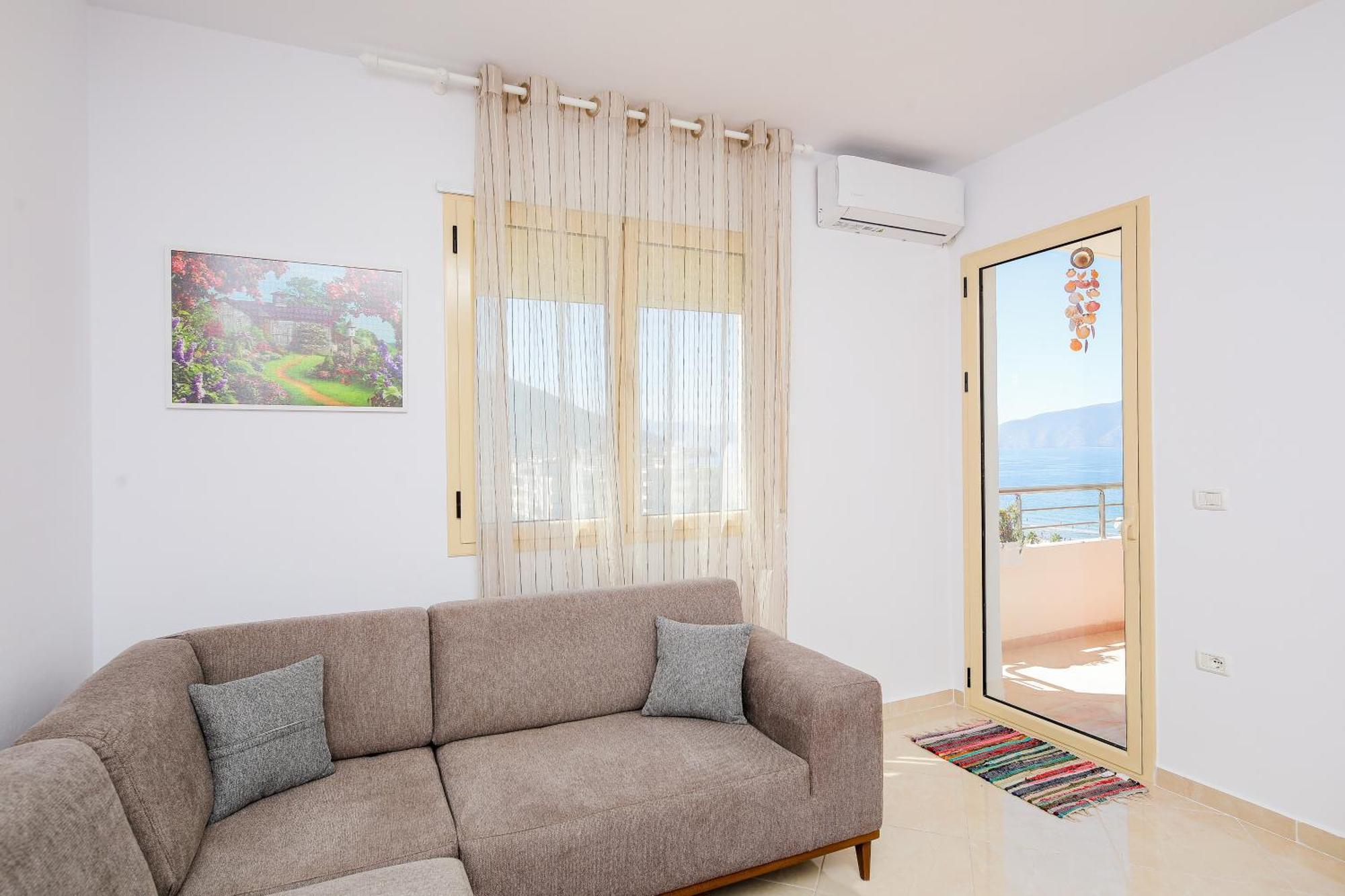 Sea Gem Apartment Vlore Bagian luar foto
